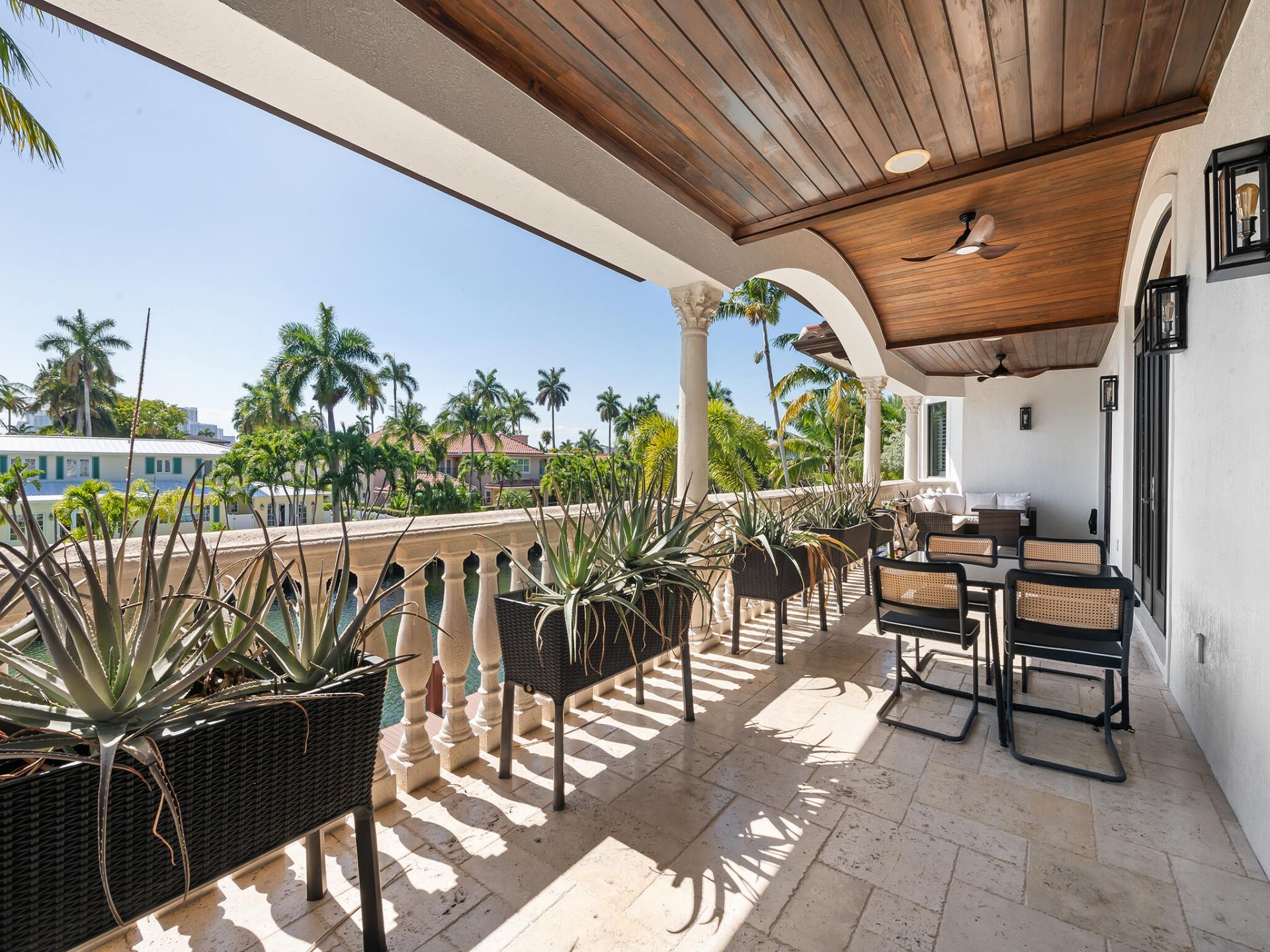 441 Royal Plaza Drive, Fort Lauderdale, FL 33301 Photo