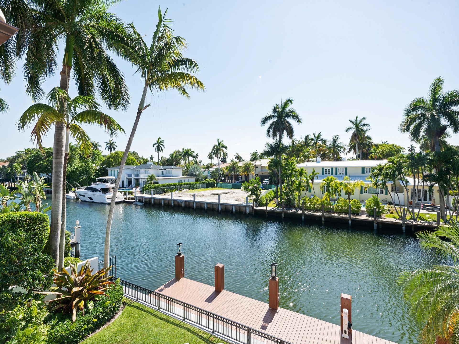 441 Royal Plaza Drive, Fort Lauderdale, FL 33301 Photo