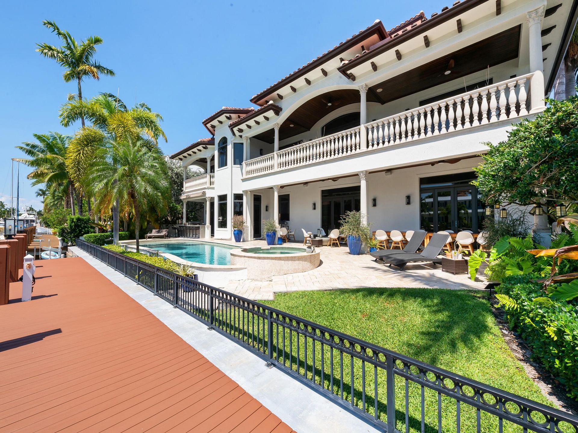 441 Royal Plaza Drive, Fort Lauderdale, FL 33301 Photo