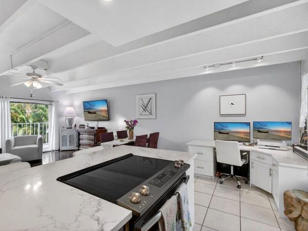 4001 S Ocean Boulevard, Unit 218, South Palm Beach, FL 33480