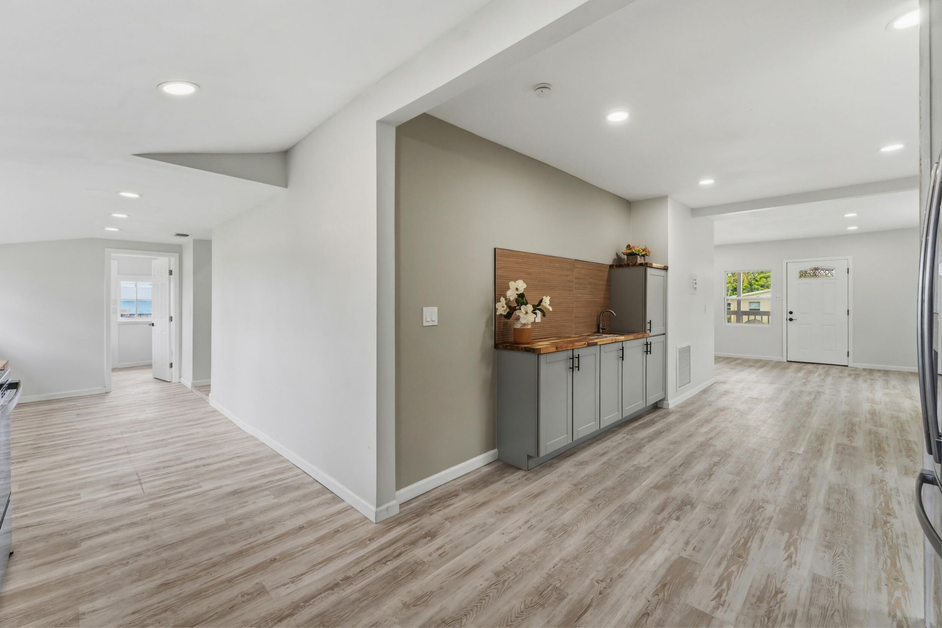 1566 NW 9th Avenue, Stuart, FL 34994 Photo