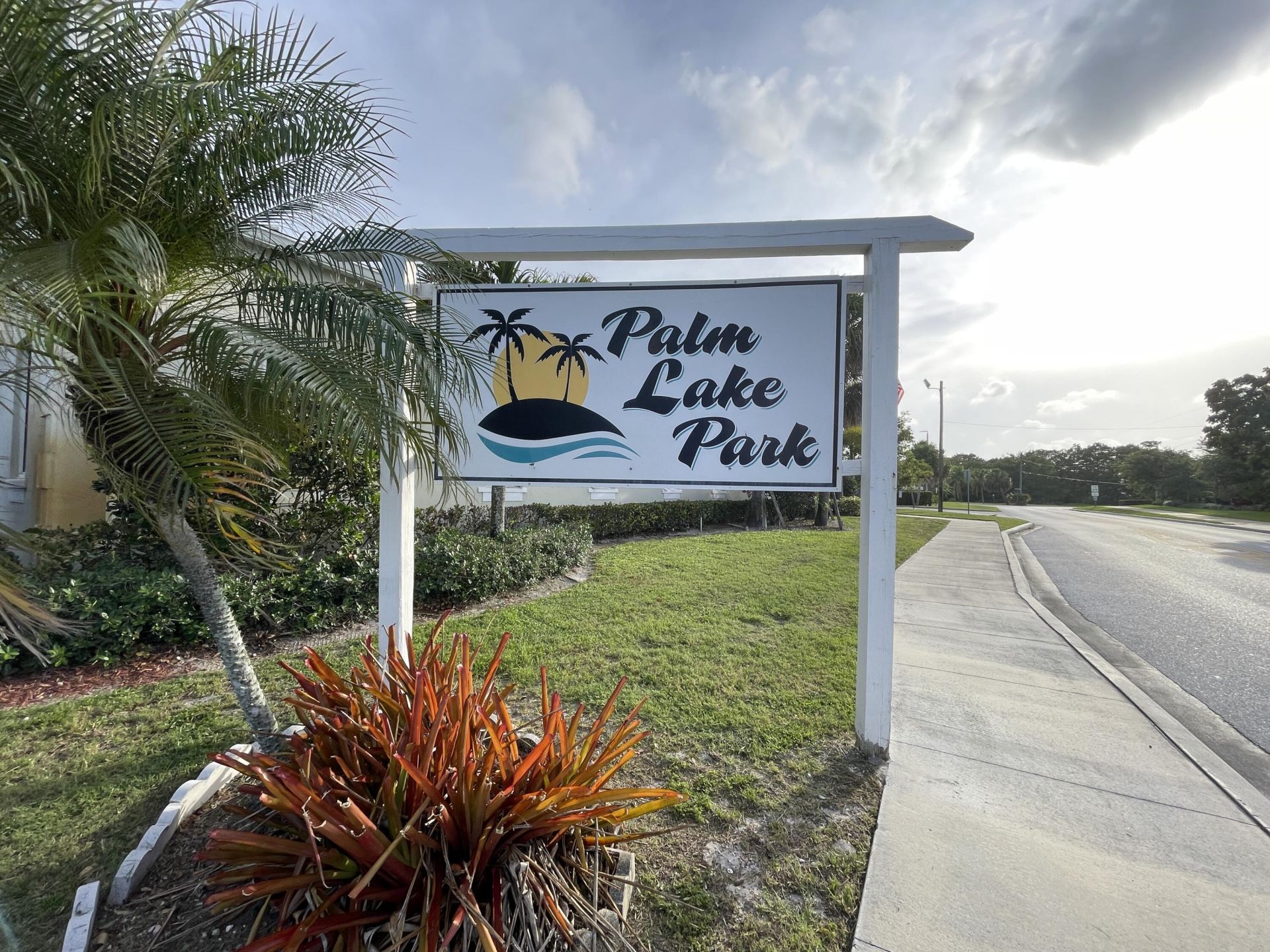 1566 NW 9th Avenue, Stuart, FL 34994 Photo