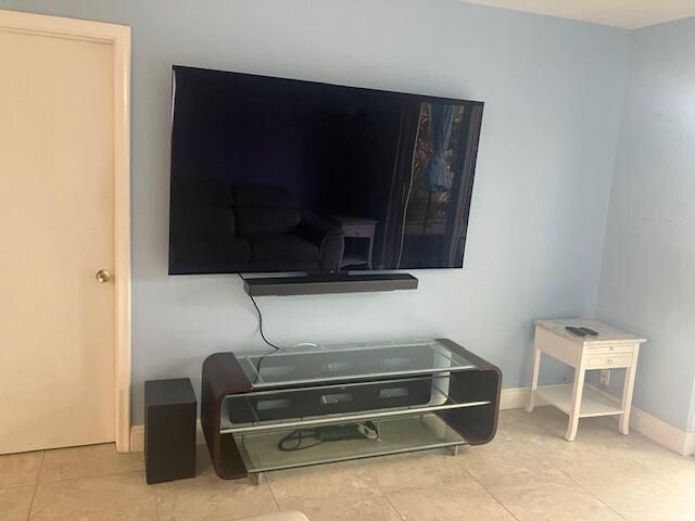 2901 NE 51st Street, Fort Lauderdale, FL 33308 Photo