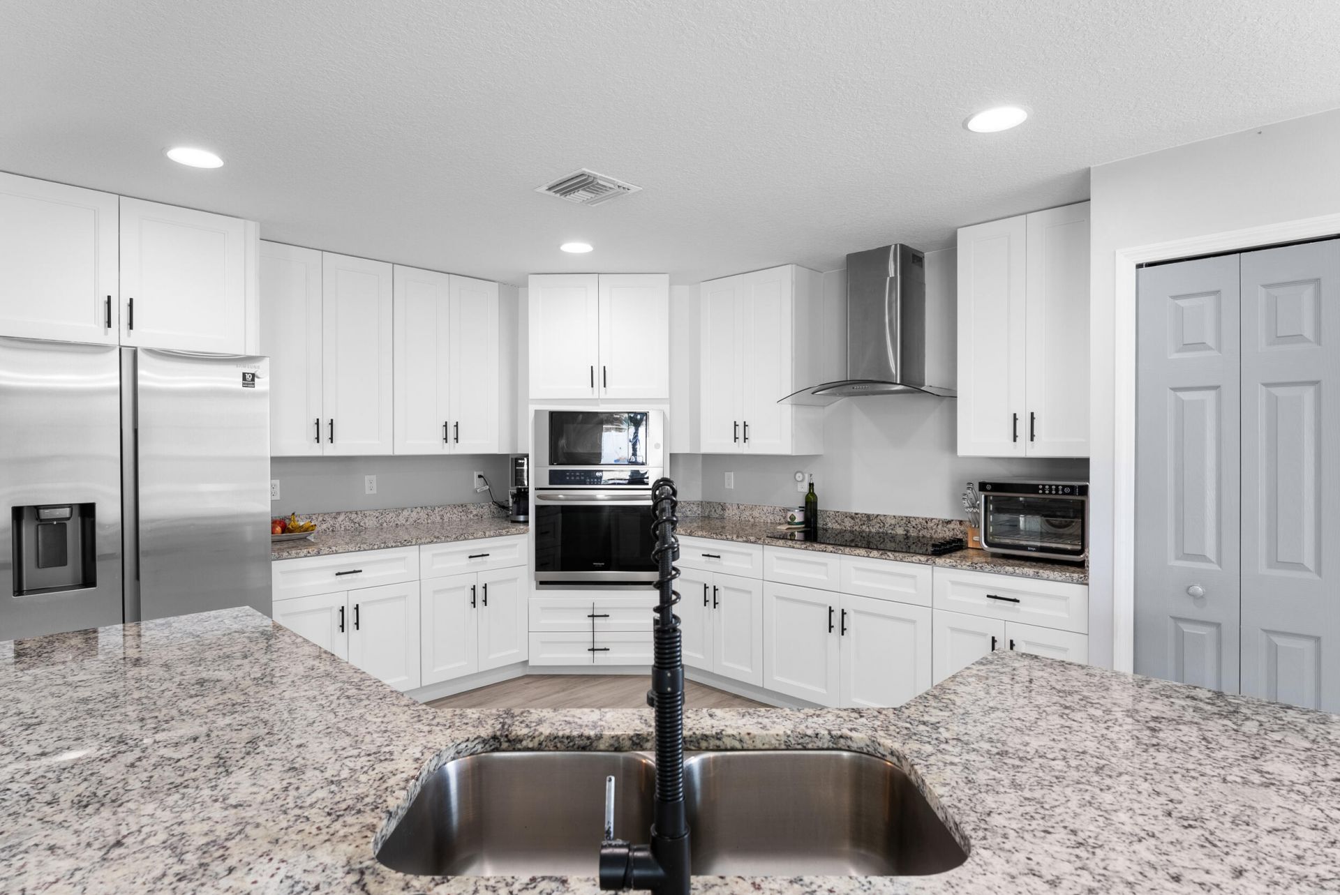 404 SW South Quick Circle, Port Saint Lucie, FL 34953 Photo