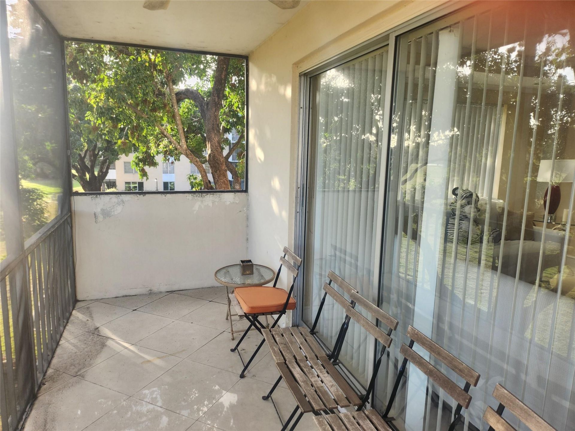 4160 Inverrary Drive, Unit 311, Lauderhill, FL 33319 Photo