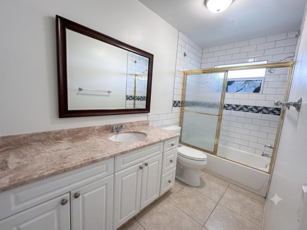 1150 E Sample Road, Unit 204, Pompano Beach, FL 33064 Photo