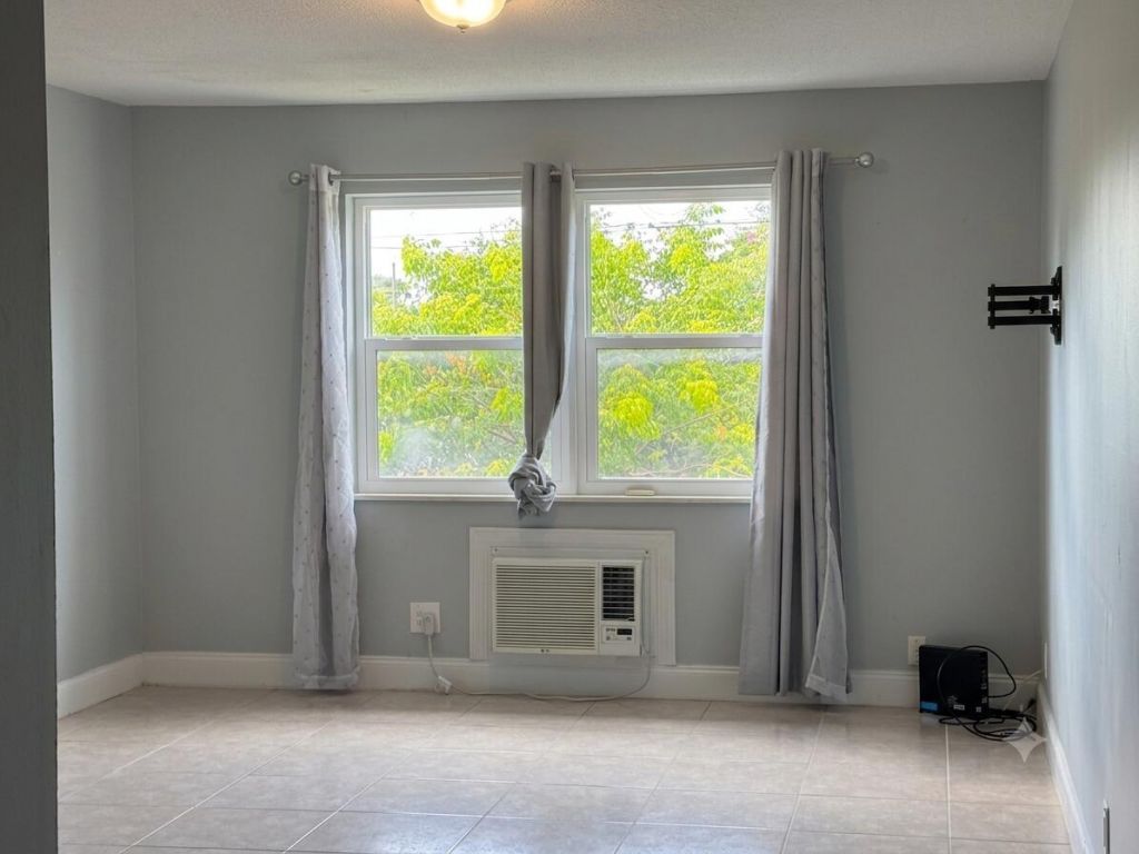 1150 E Sample Road, Unit 204, Pompano Beach, FL 33064 Photo