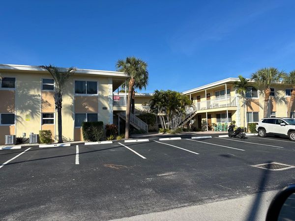 1649 SE 4th Street, Deerfield Beach, FL 33441