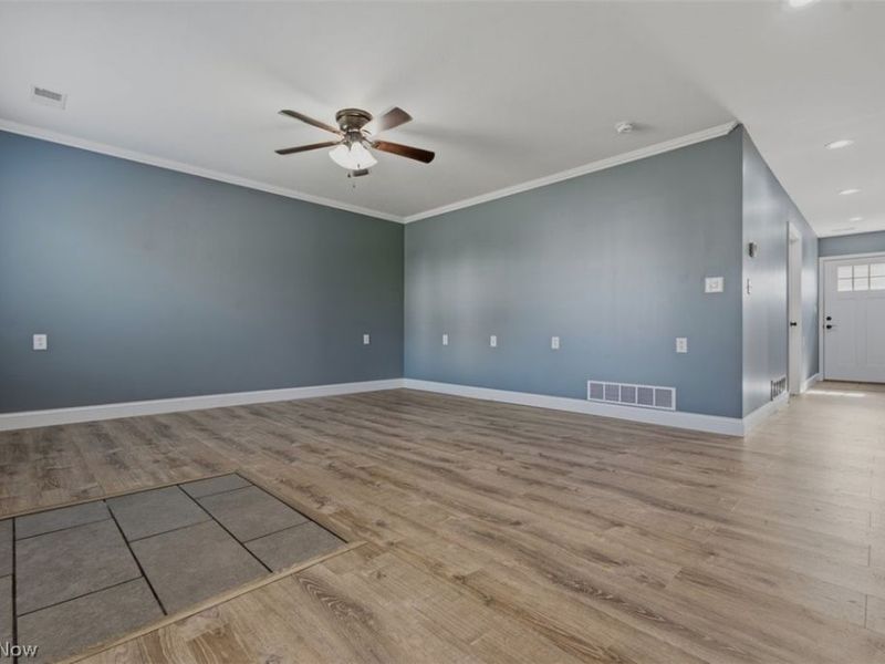 416A Elm Street, Belpre, OH 45714 Photo 6