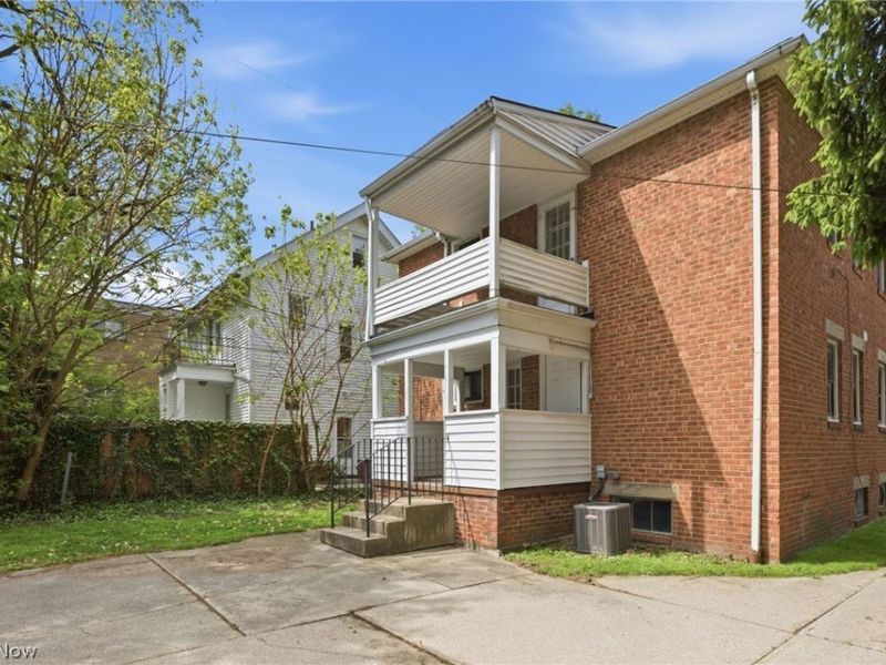 2261 Warren Road, Lakewood, OH 44107 Photo 38