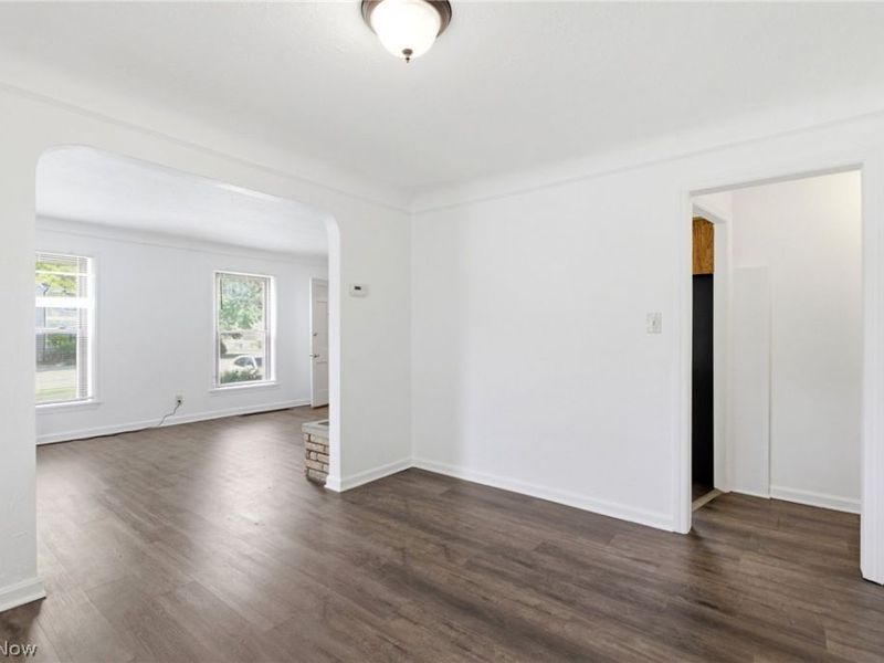 2261 Warren Road, Lakewood, OH 44107 Photo 4