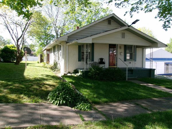 131 E Mechanic Street, Bloomfield, IN 47424