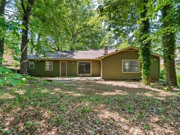 5132 Winterberry Drive , Stone Mountain, GA 30088