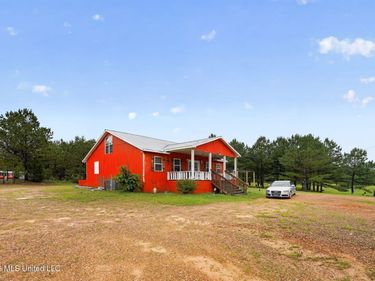 1005 Pine Ridge Drive, Crystal Springs, MS 39059