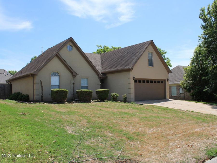 Property Image 4