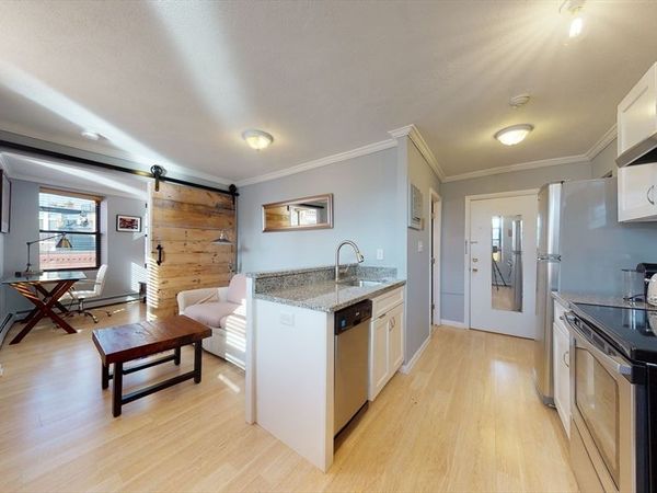 181 Salem St, Unit 17, Boston, MA 02113