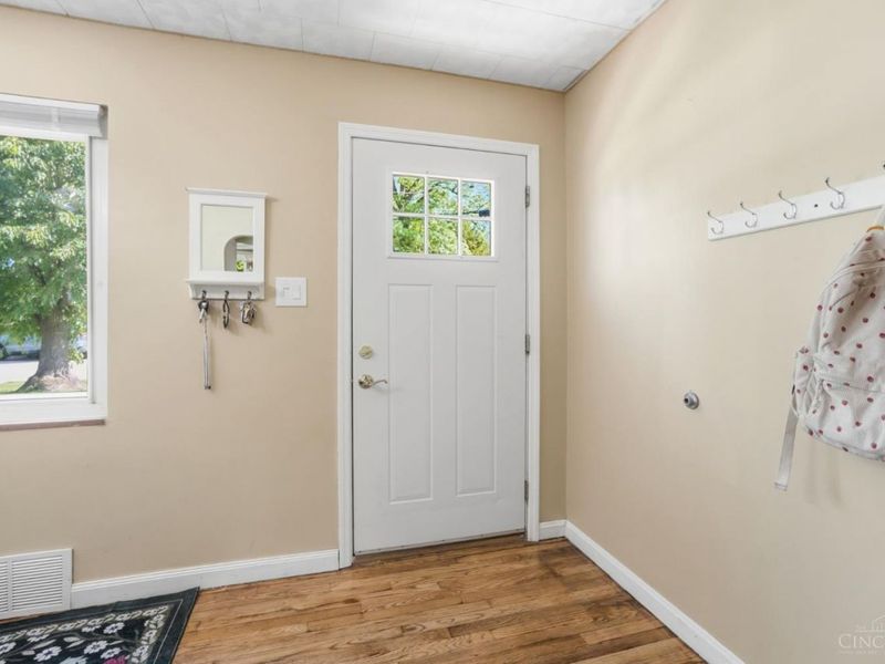 1525 Westview Court, Reading, OH 45215 Photo 4
