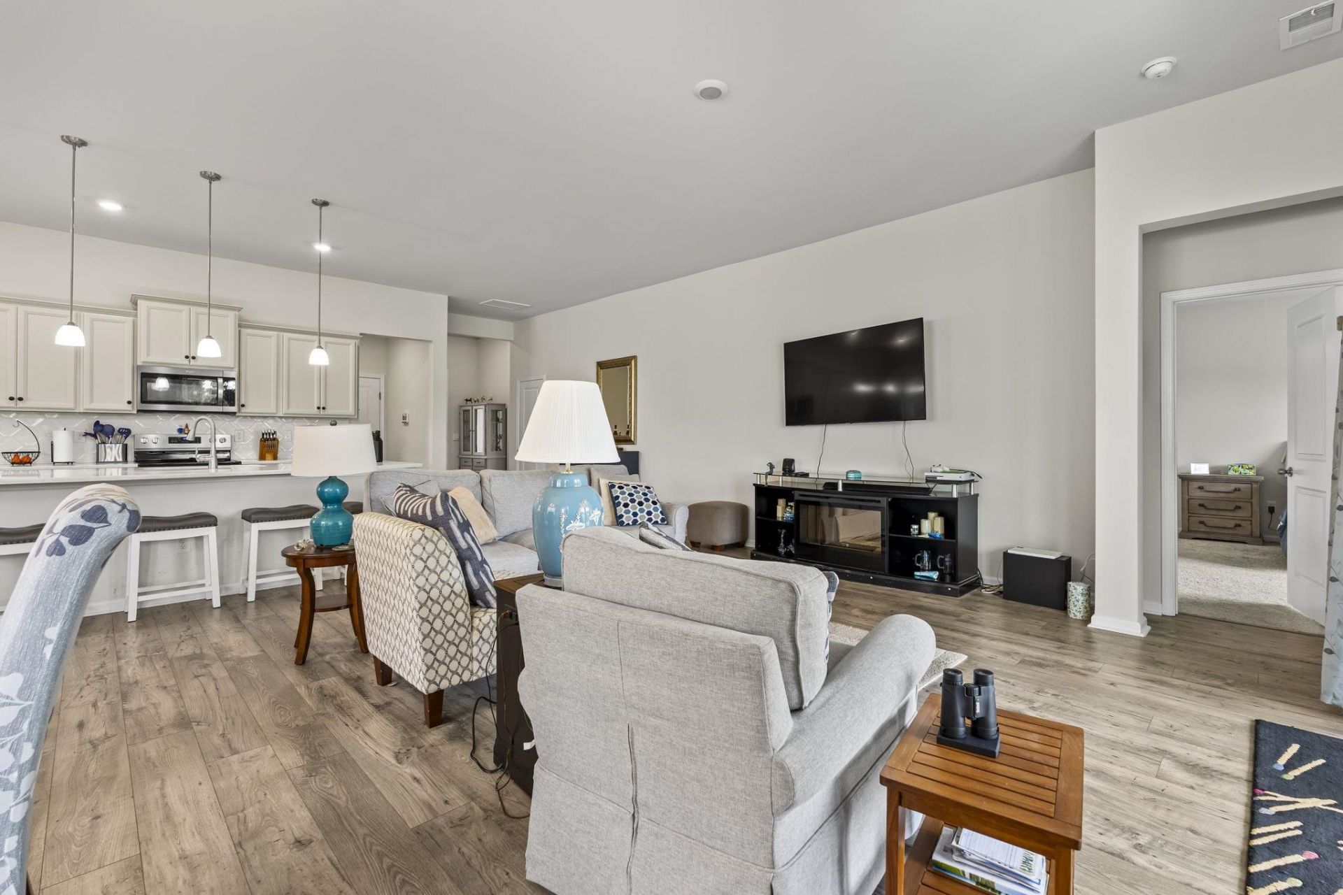 531 Pier Ct.  Photo 16