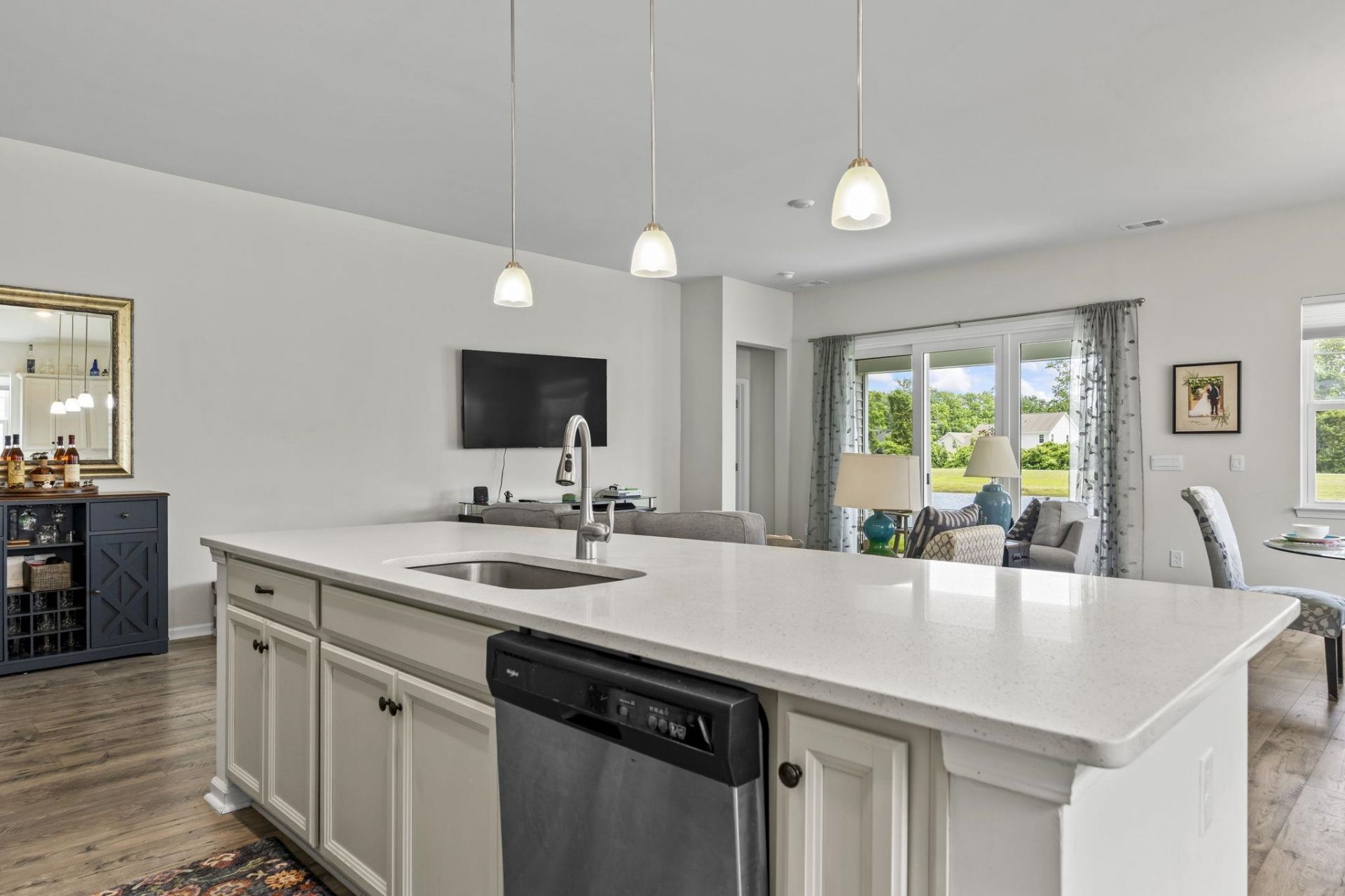 531 Pier Ct.  Photo 7