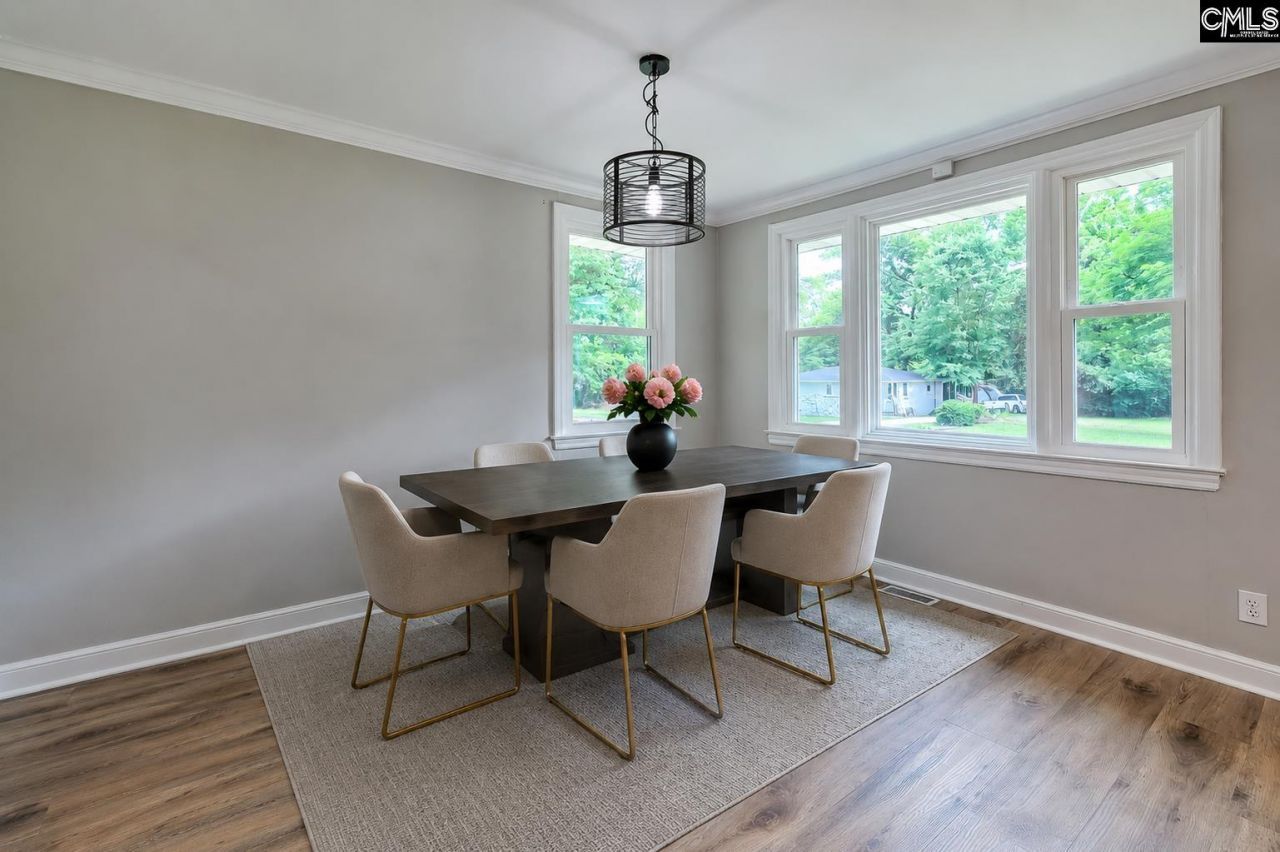 7611 Stephen Street  Photo 10