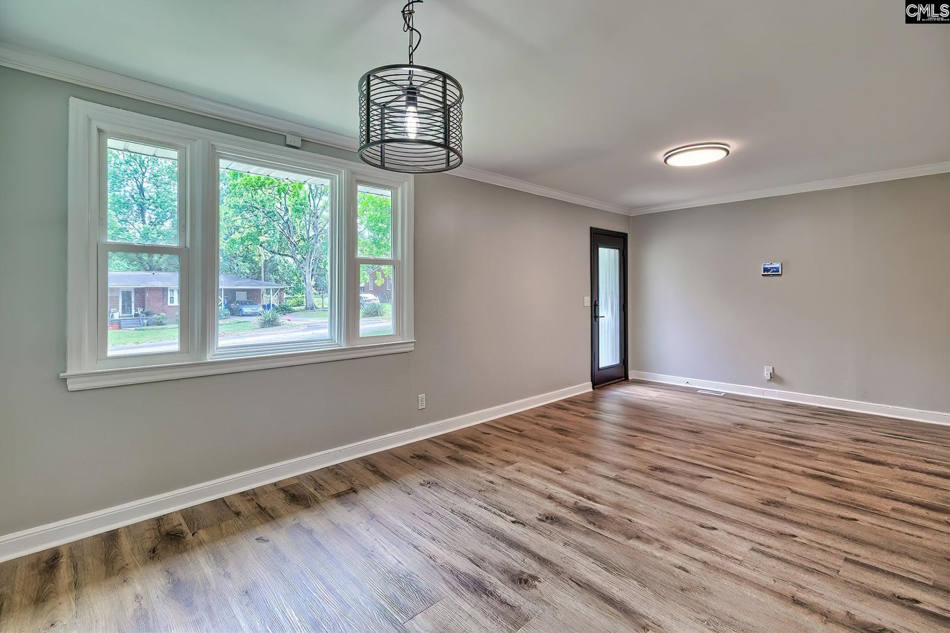 7611 Stephen Street  Photo 11