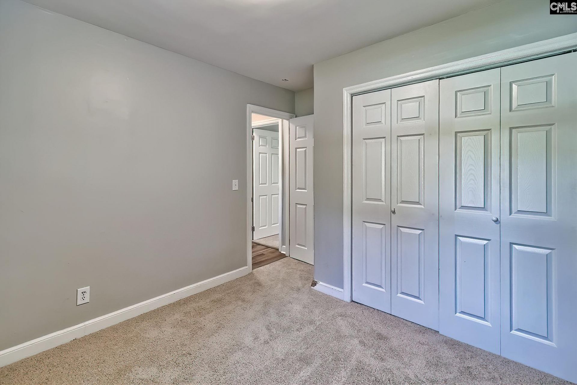 7611 Stephen Street  Photo 23