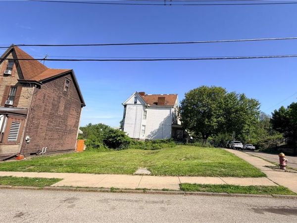 323 E Elizabeth St , Pittsburgh, PA 15207