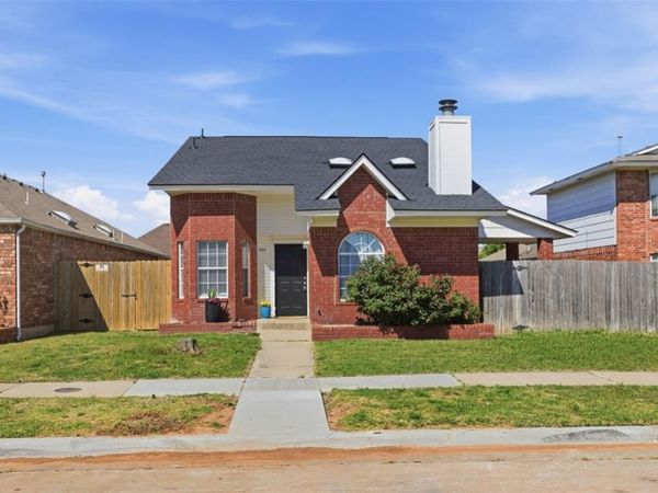 1429 SW 23rd Street, Moore, OK 73108