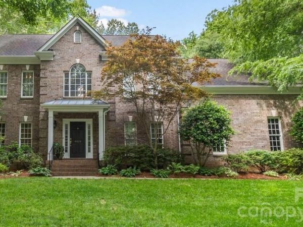 4415 Everclear Court, Charlotte, NC 28216