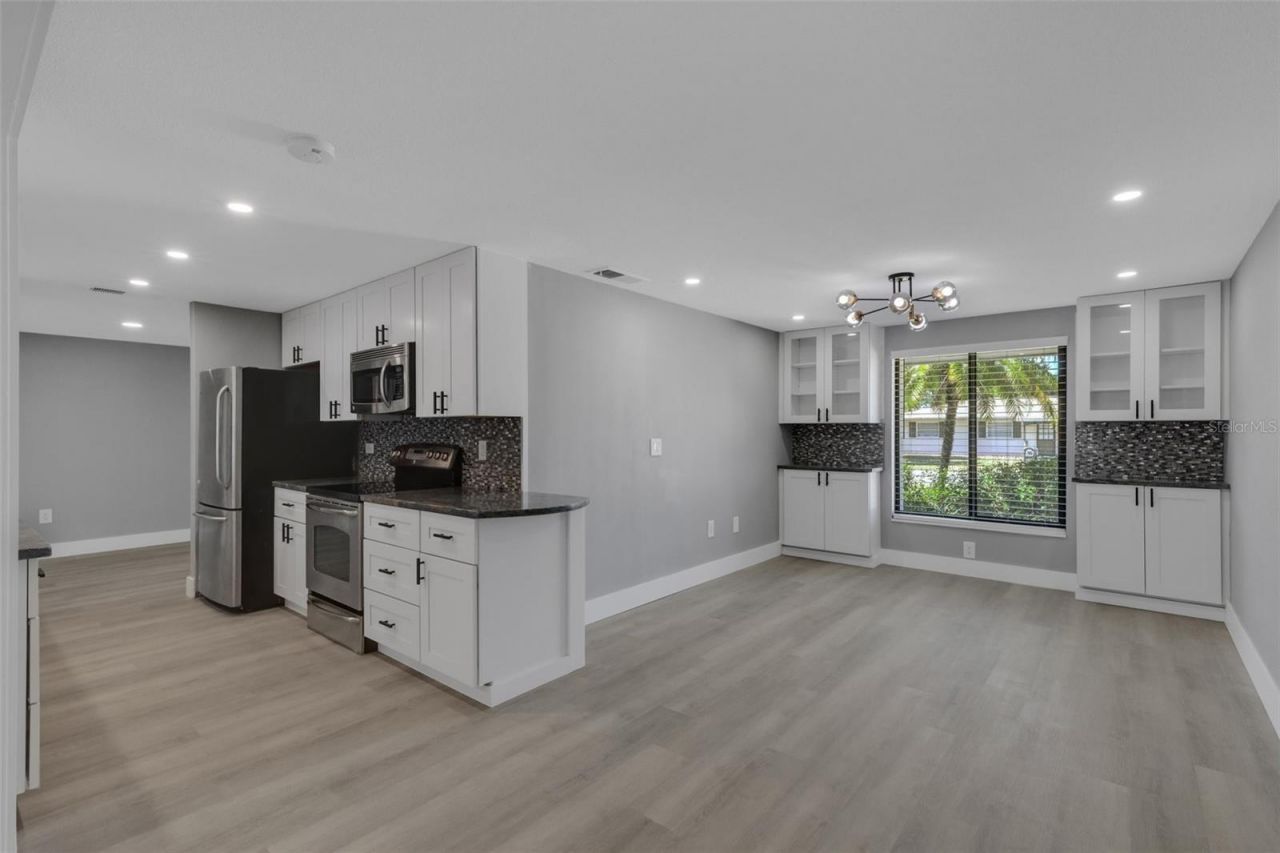 4645 Hunter Ridge Drive , Sarasota, FL 34233 Photo