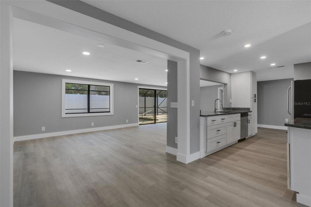4645 Hunter Ridge Drive , Sarasota, FL 34233 Photo