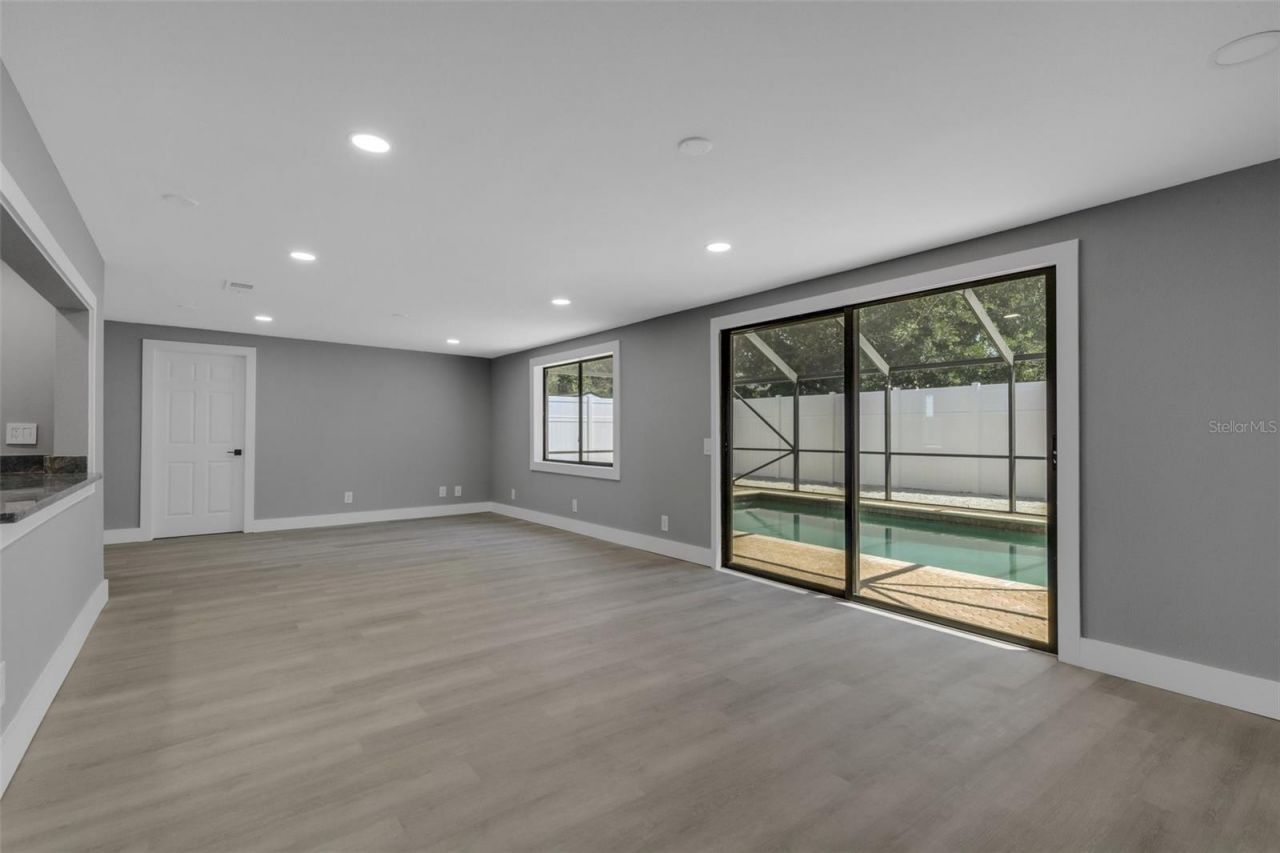 4645 Hunter Ridge Drive , Sarasota, FL 34233 Photo