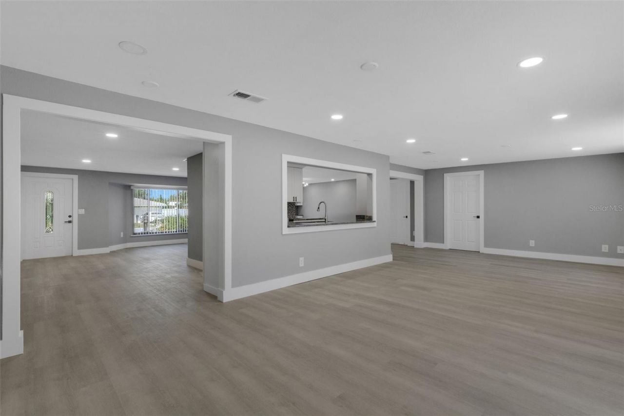4645 Hunter Ridge Drive , Sarasota, FL 34233 Photo