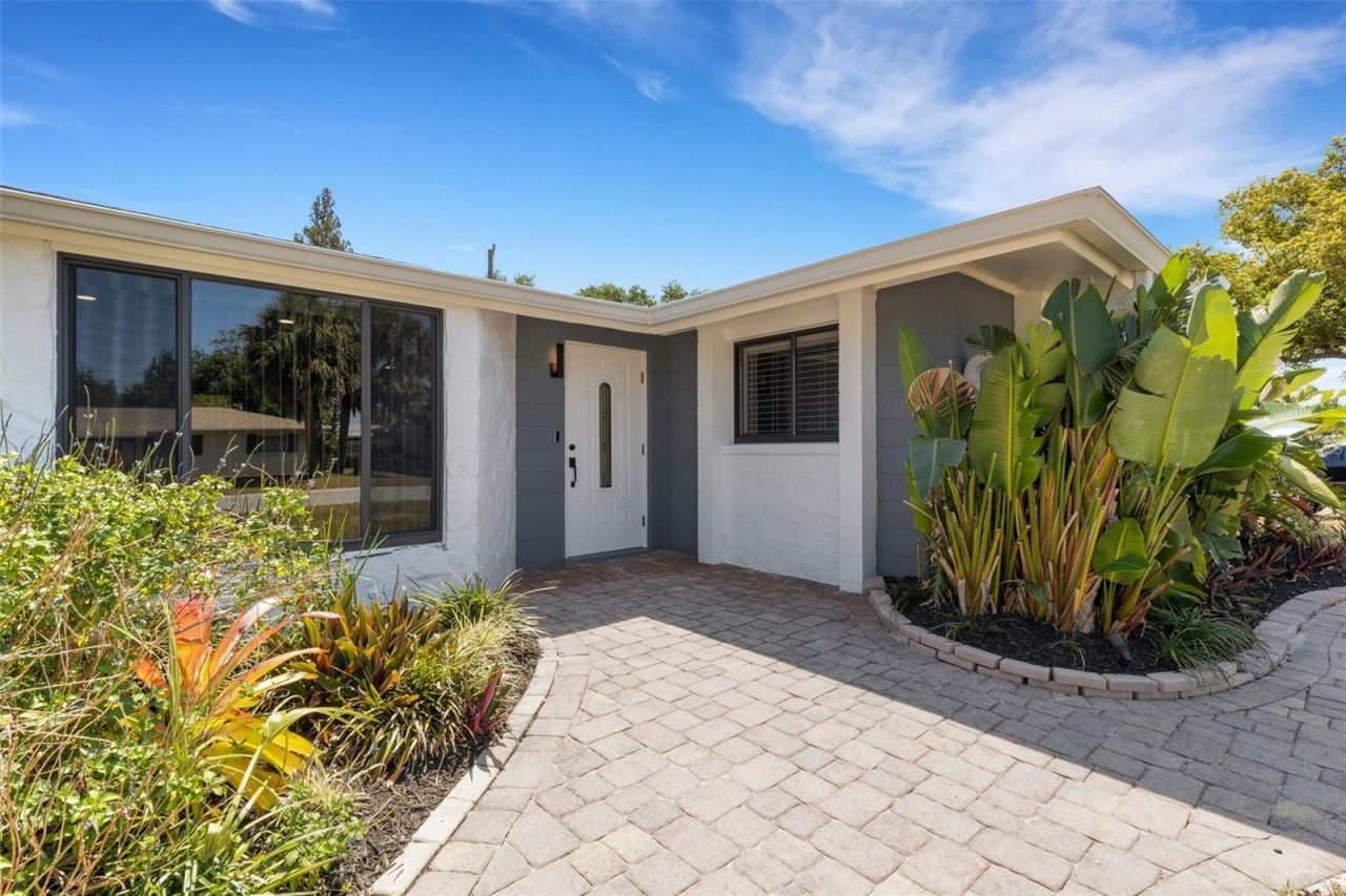 4645 Hunter Ridge Drive , Sarasota, FL 34233 Photo