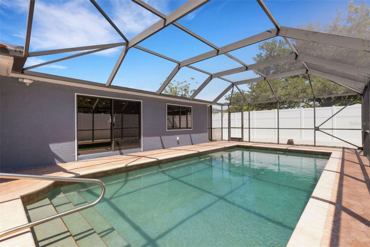 4645 Hunter Ridge Drive , Sarasota, FL 34233 Photo