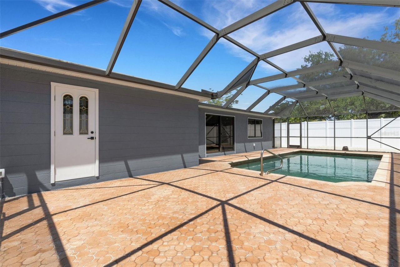 4645 Hunter Ridge Drive , Sarasota, FL 34233 Photo