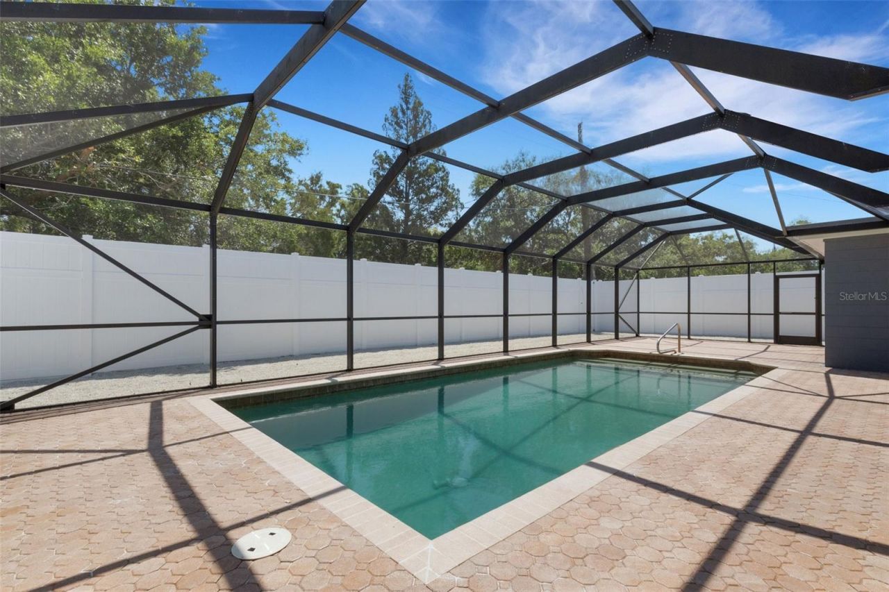 4645 Hunter Ridge Drive , Sarasota, FL 34233 Photo