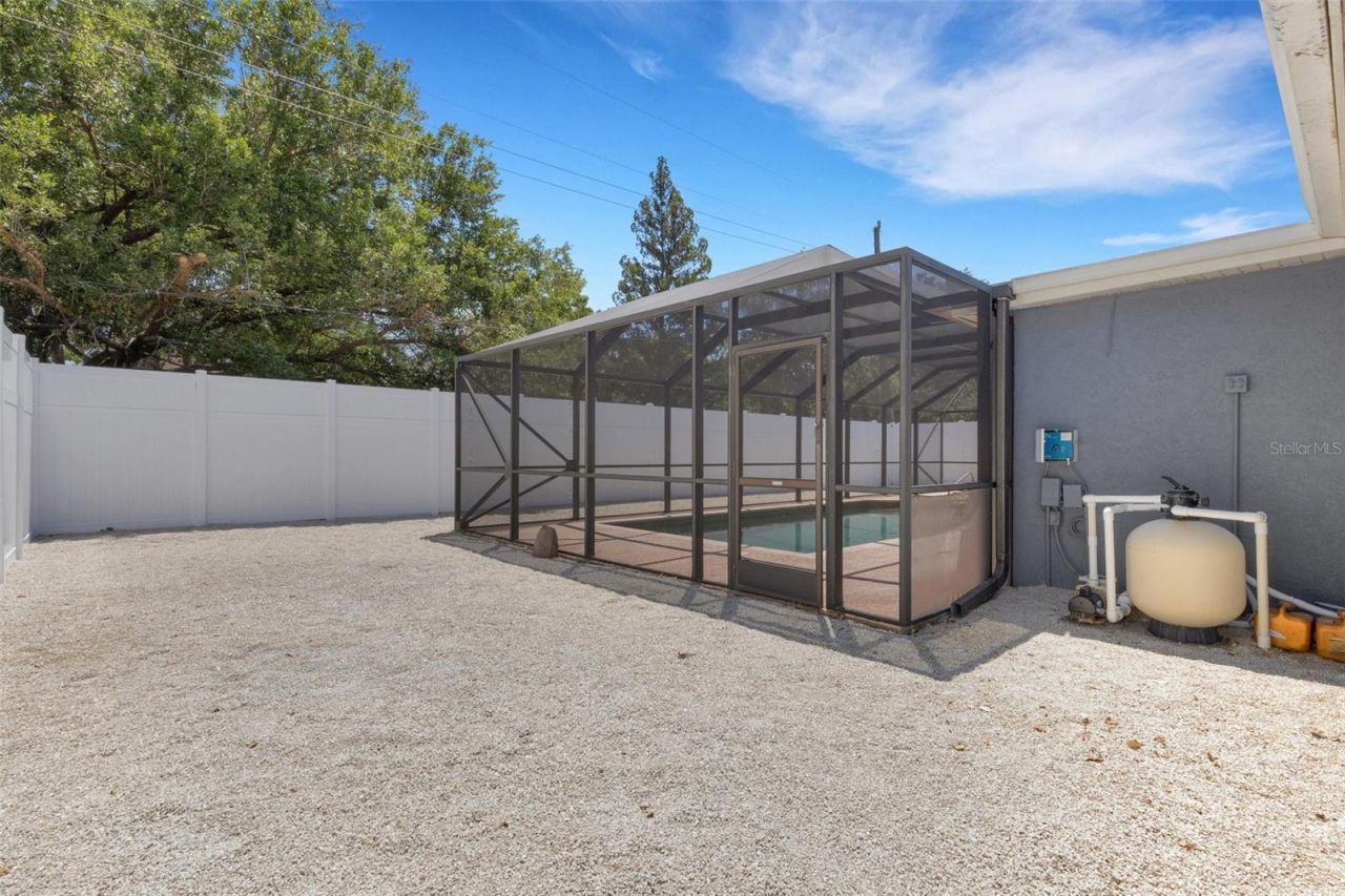 4645 Hunter Ridge Drive , Sarasota, FL 34233 Photo