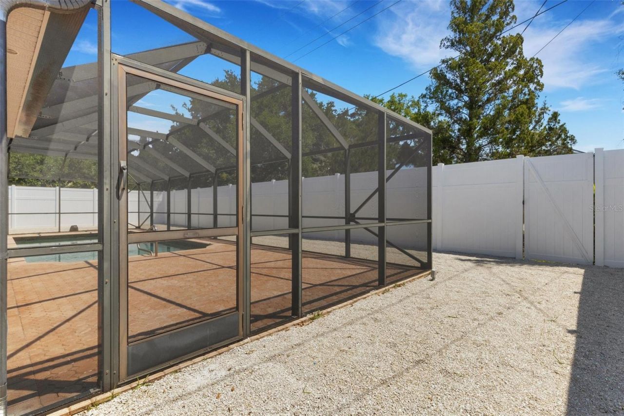 4645 Hunter Ridge Drive , Sarasota, FL 34233 Photo