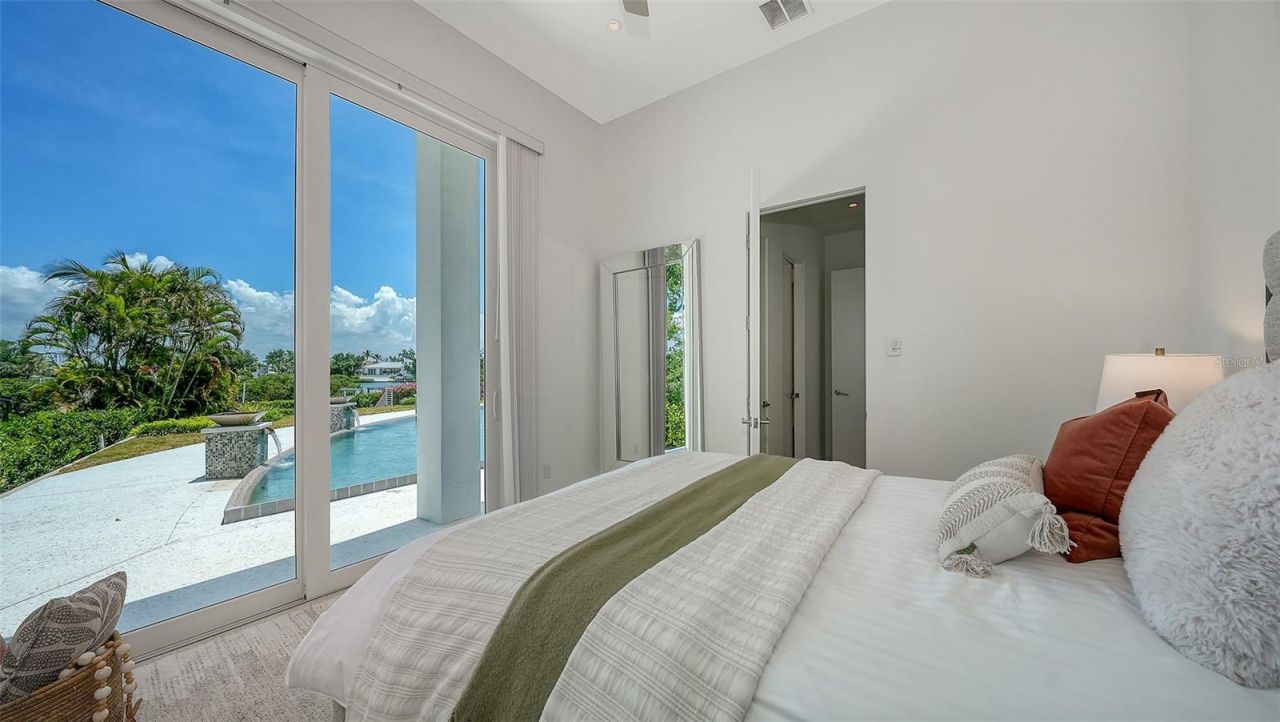 4317 Midnight Pass Road, Sarasota, FL 34242 Photo