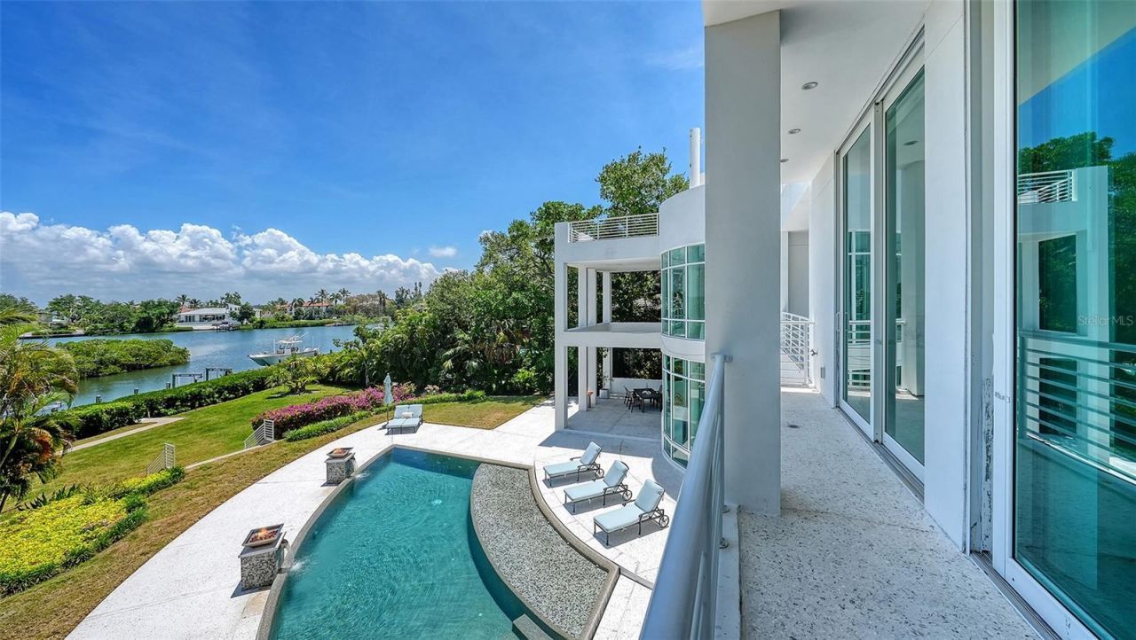 4317 Midnight Pass Road, Sarasota, FL 34242 Photo