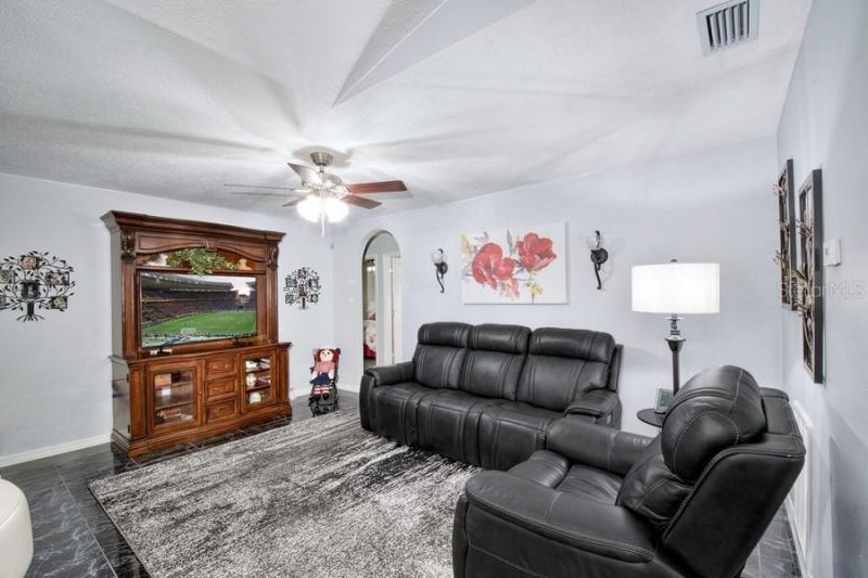 831 Forestwood Dr , Minneola, FL 34715 Photo