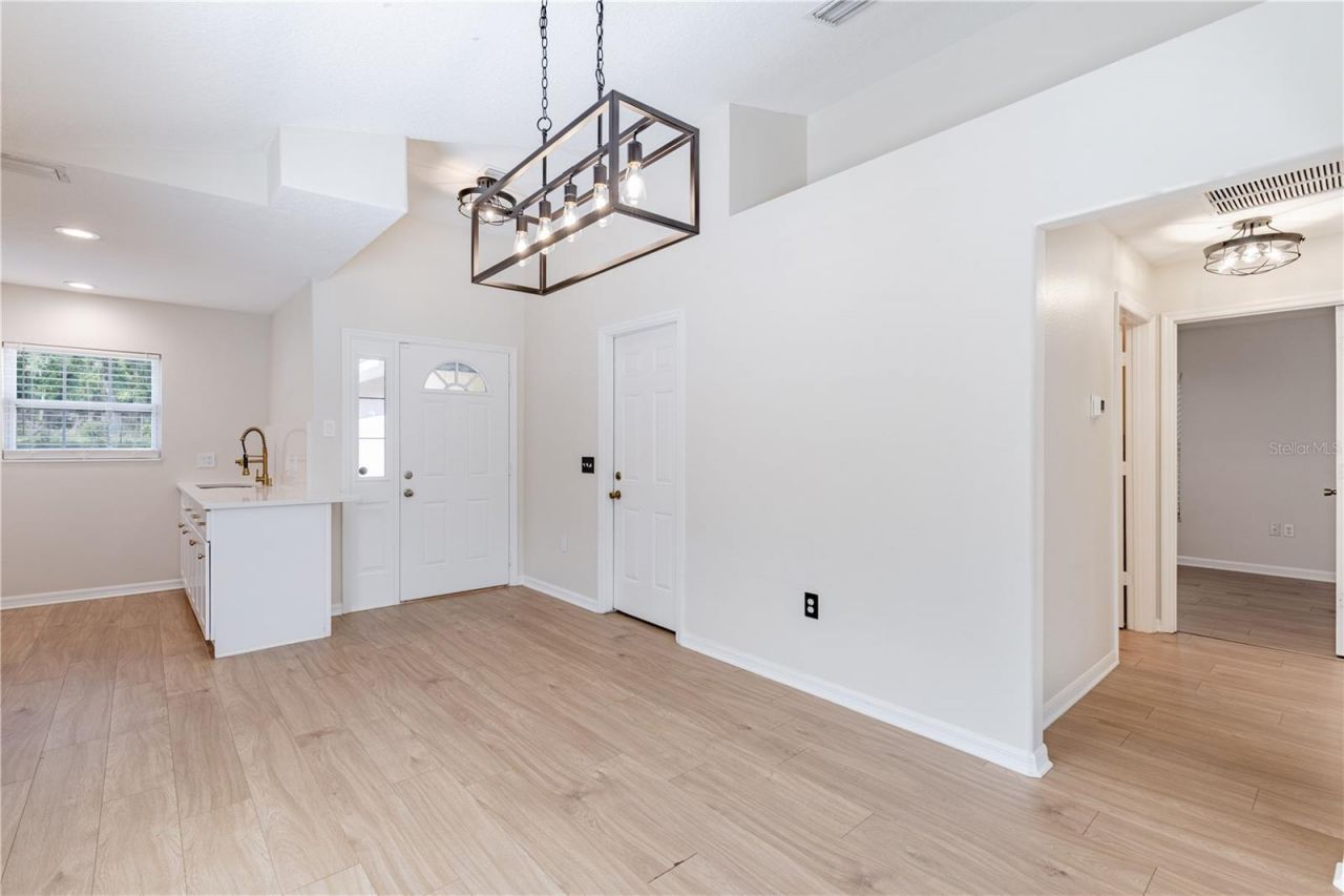 31080 Lochmore Circle , Sorrento, FL 32776 Photo