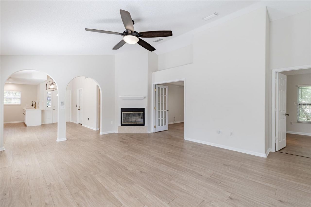 31080 Lochmore Circle , Sorrento, FL 32776 Photo