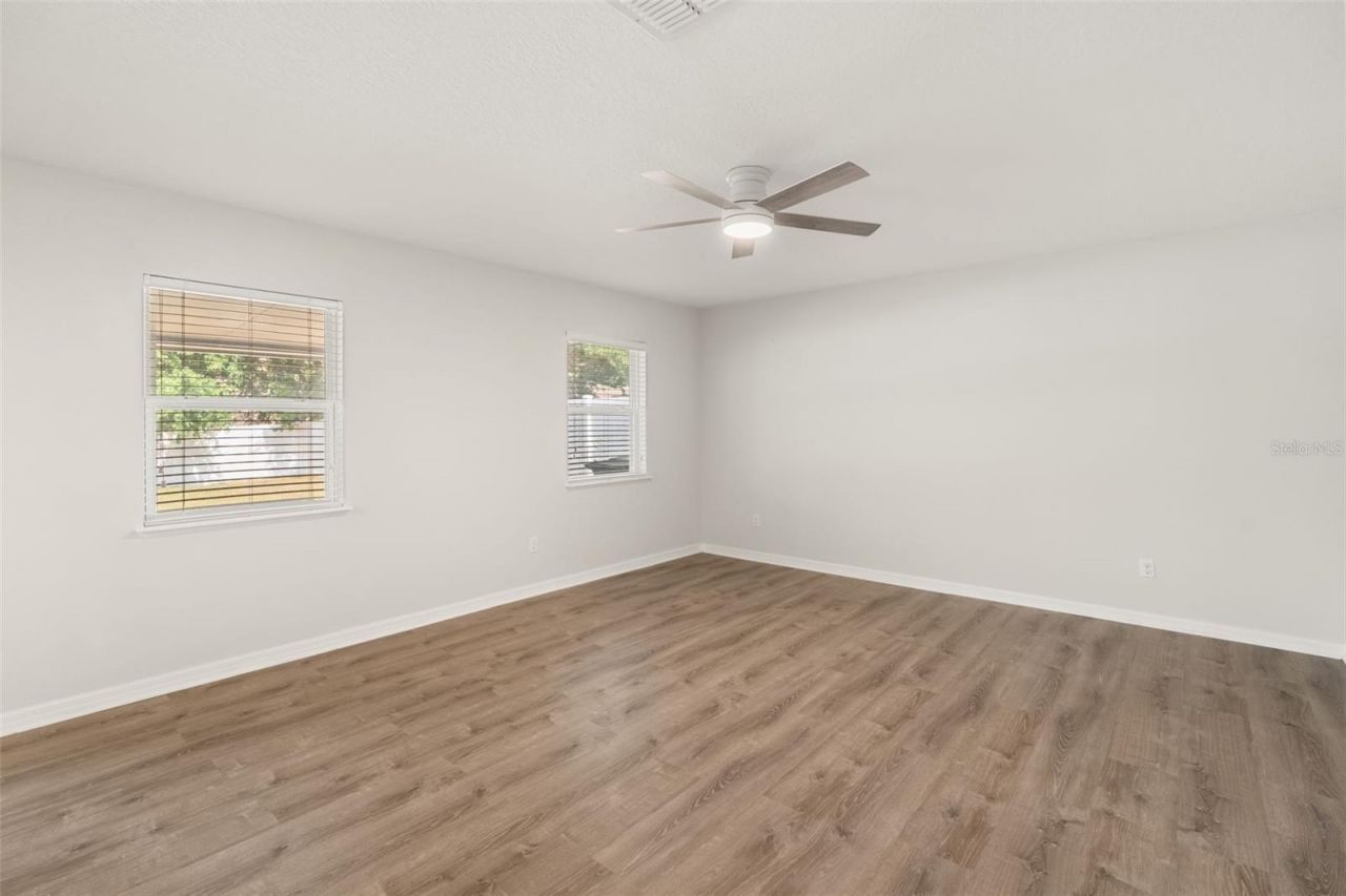 611 Del Pilar Drive, Groveland, FL 34736 Photo