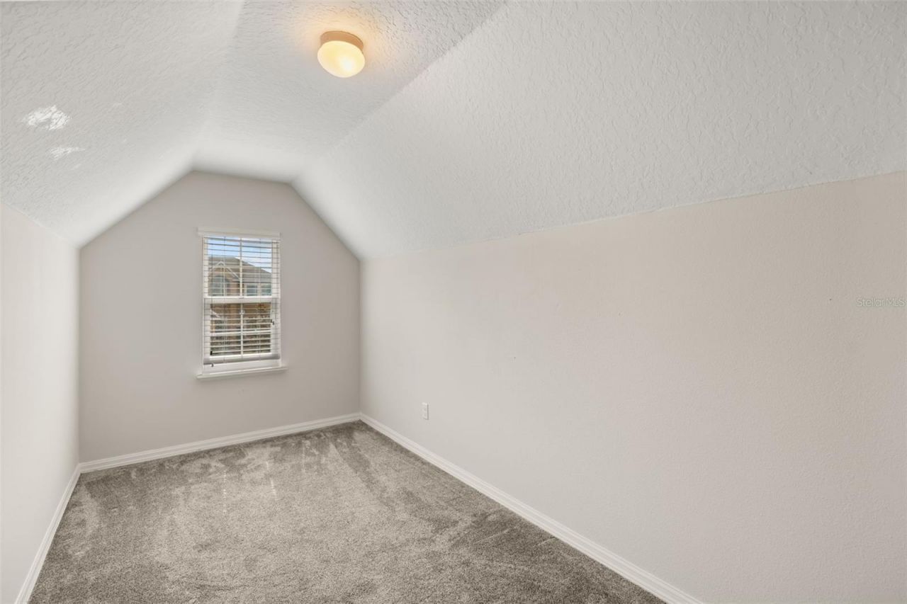 611 Del Pilar Drive, Groveland, FL 34736 Photo