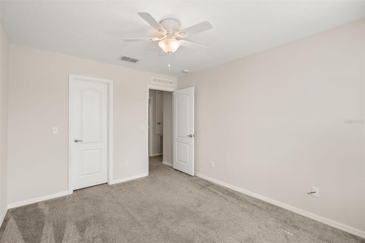 611 Del Pilar Drive, Groveland, FL 34736 Photo