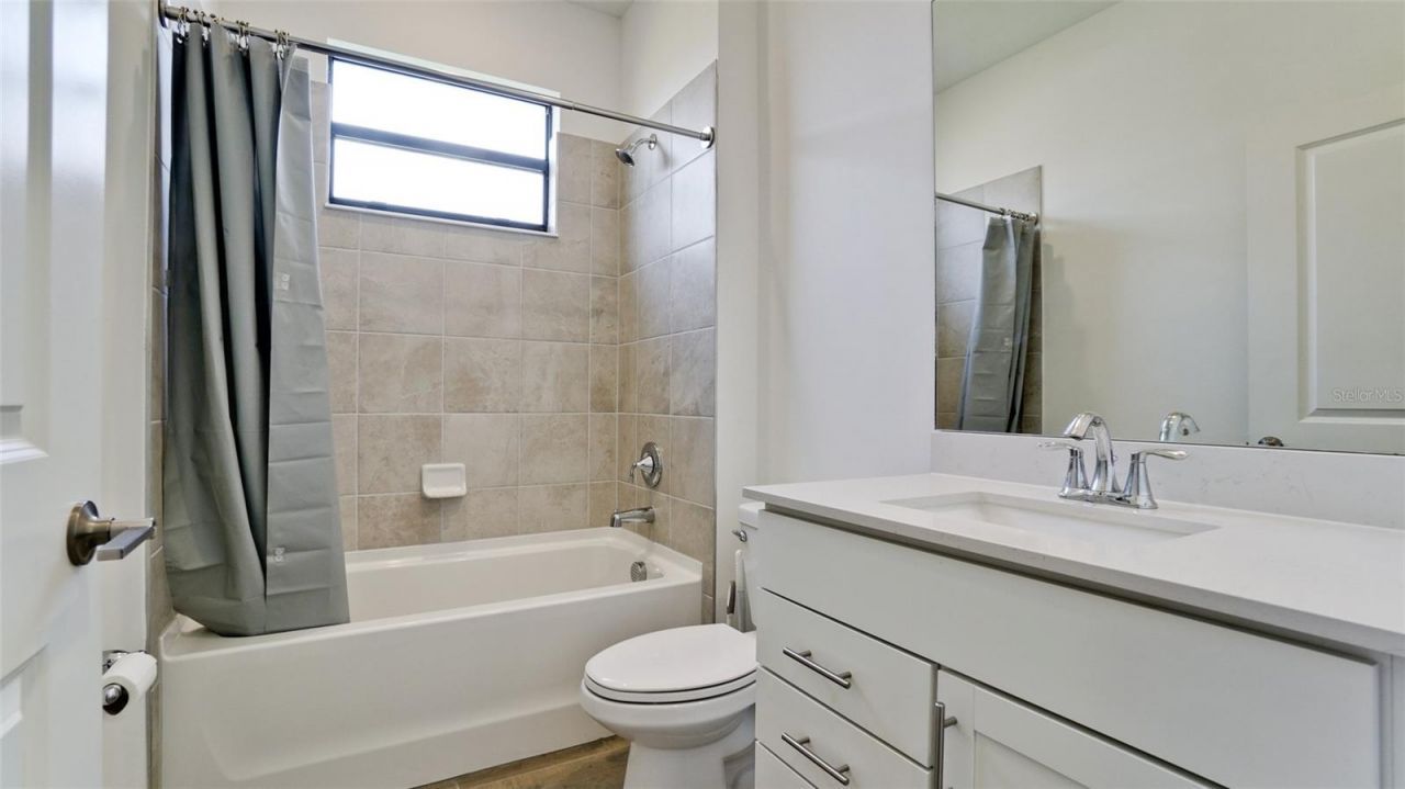 5312 Seal Isle Court, Bradenton, FL 34211 Photo