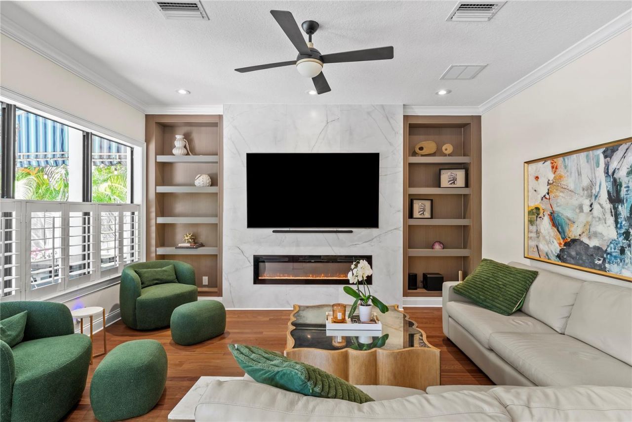 3114 W Bay Villa Avenue, Tampa, FL 33611 Photo