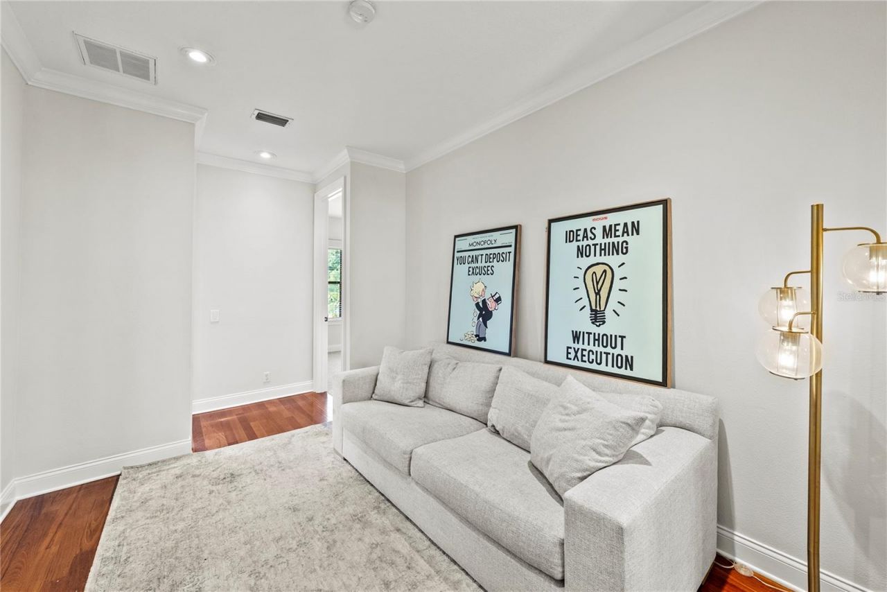 3114 W Bay Villa Avenue, Tampa, FL 33611 Photo